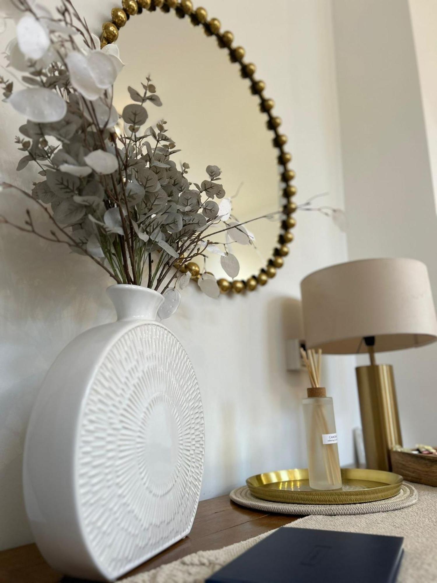 Whitchurch High Street Hideaway Екстериор снимка