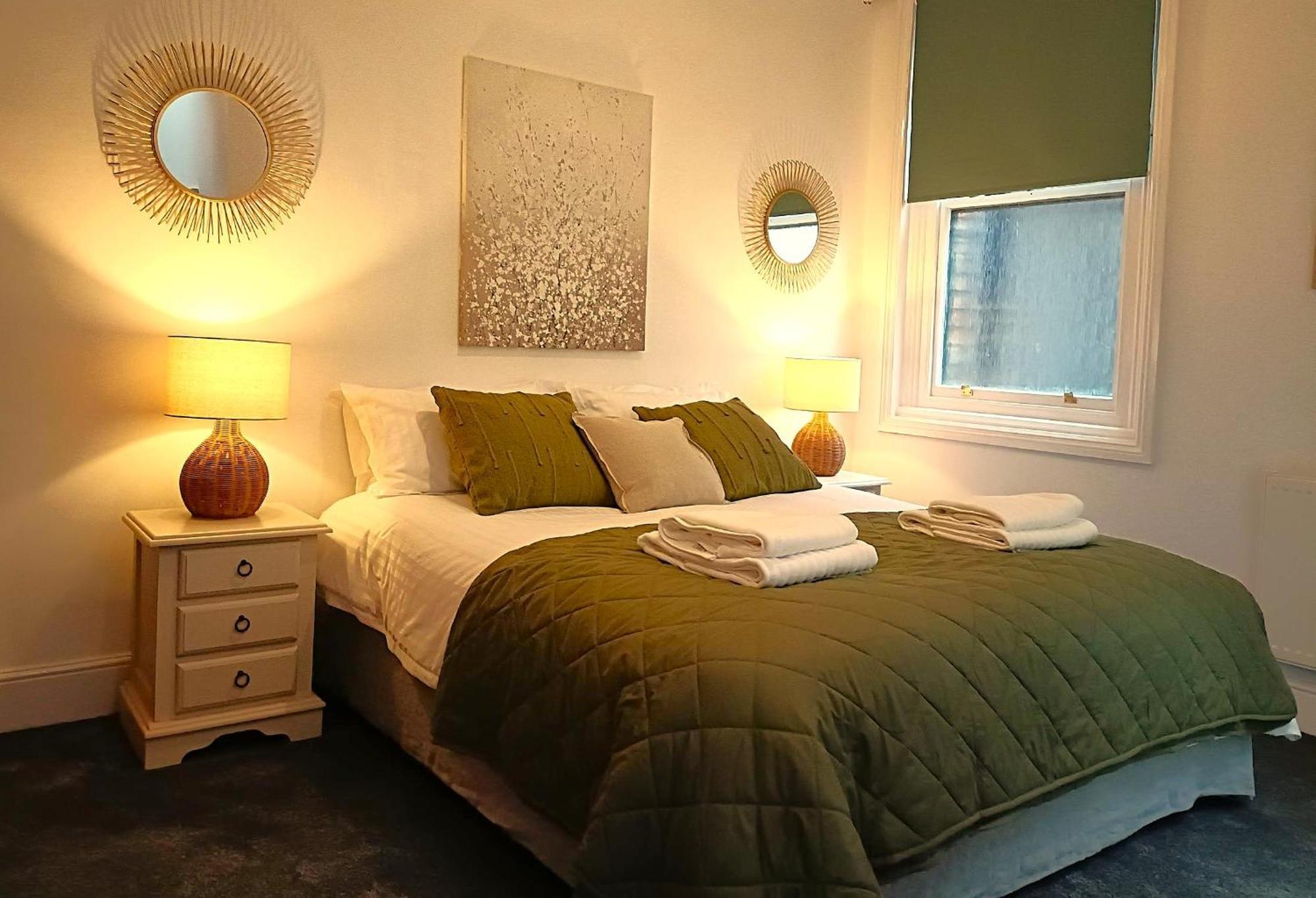 Whitchurch High Street Hideaway Екстериор снимка