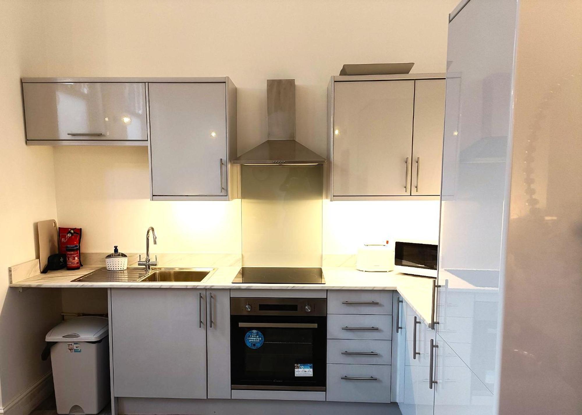 Whitchurch High Street Hideaway Екстериор снимка